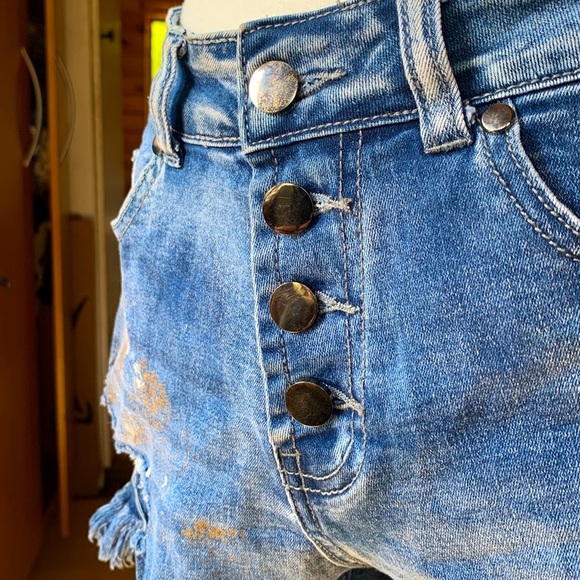 Upcycled Denim Shorts Unique Skater Streetwear Y2K Painted Embroidered Art Wear - Picture 9 of 11